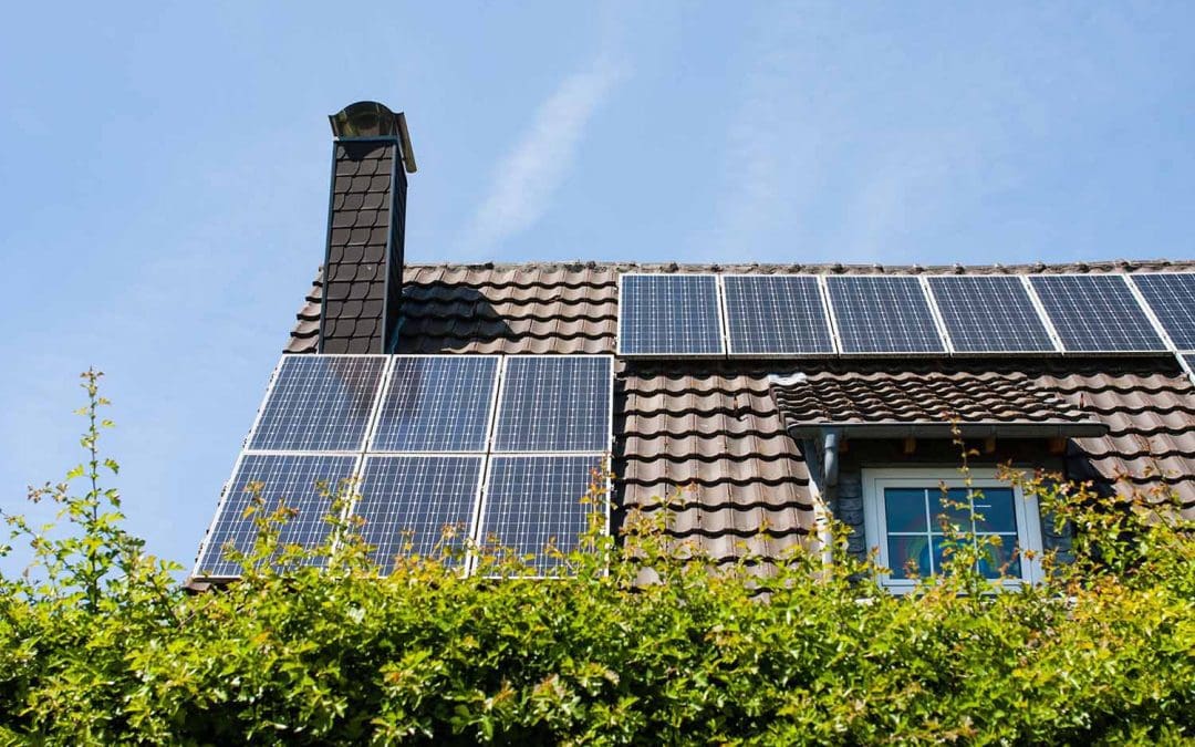 The Real Deal About Solar Energy: The Pros and Cons of Going Solar
